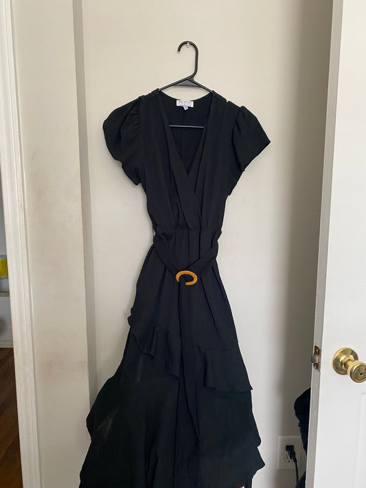 GENTLY THRIFTED BLACK DRESS LIKE NEW