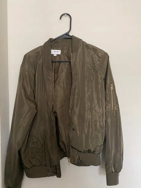 GENTLY THRIFTED LIGHT WEIGHT LADIES JACKET